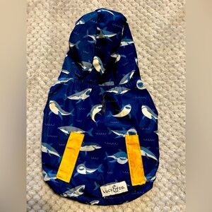 Dog Shark Rain Coat Small Chihuahua size Lucky & Co New